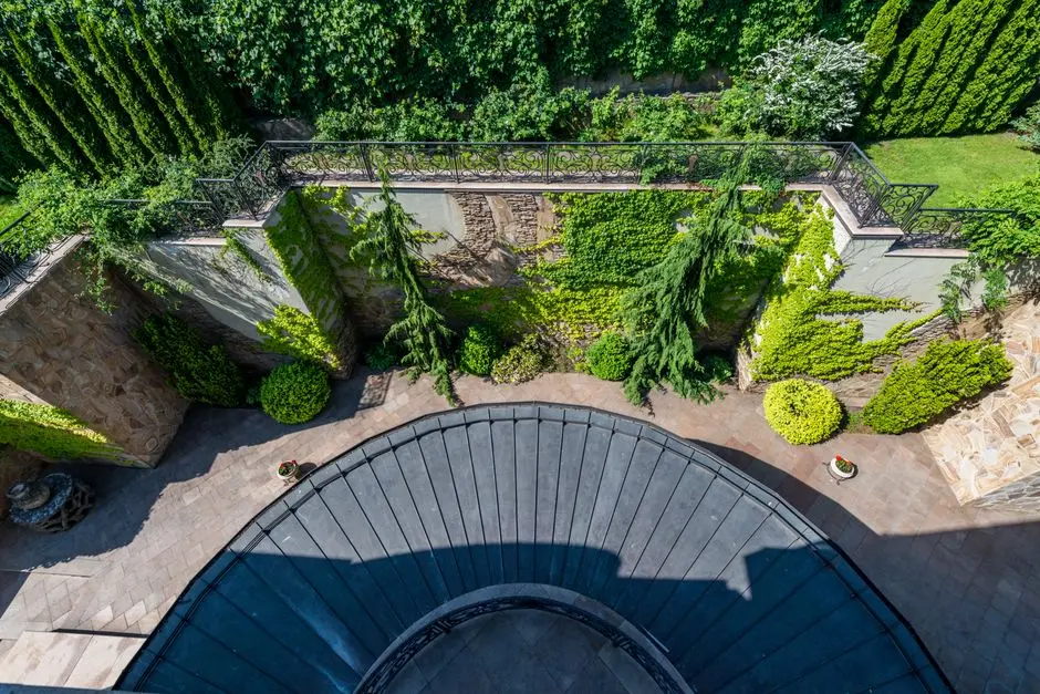 Greens & Outdoors at SHAPOORJI PALLONJI SWADESHI, Chunabhatti, Mumbai
